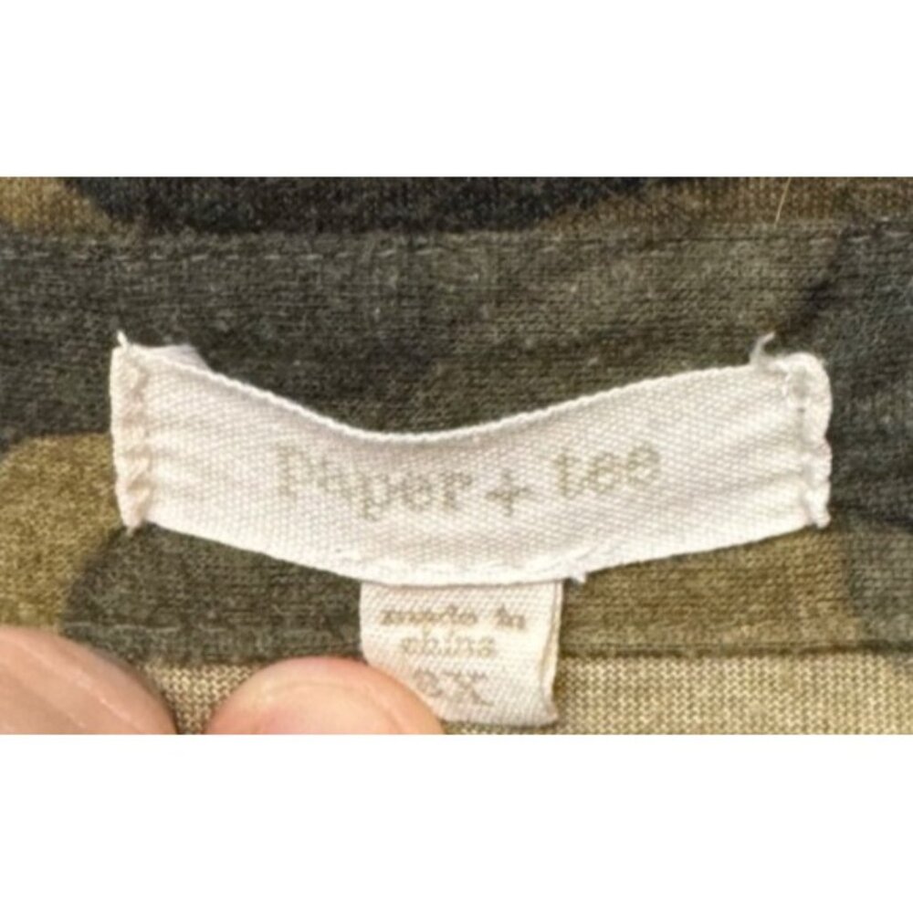 Camo Button-Up Shirt By Paper + Tee Size L Cotton Womens Casual Wear - Picture 2 of 8